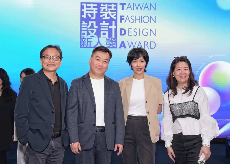 崑大時尚系勇闖「時裝設計新人獎」舞台 專業實力掀起國際級展演魅力