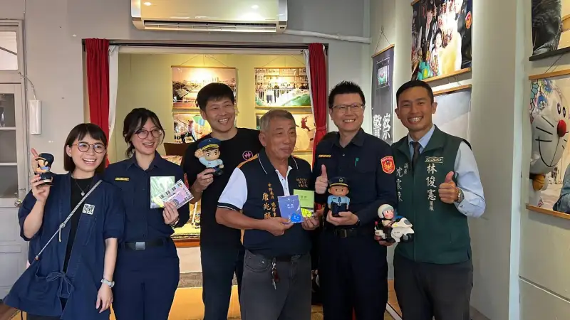 AI × 玩具 × 警察　臺南奇趣攝影展溫暖開展