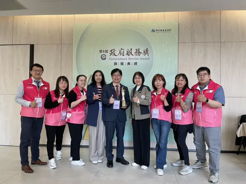 「弱勢呷頭路 大『嘉』來相挺」榮獲第8屆政府服務獎肯定