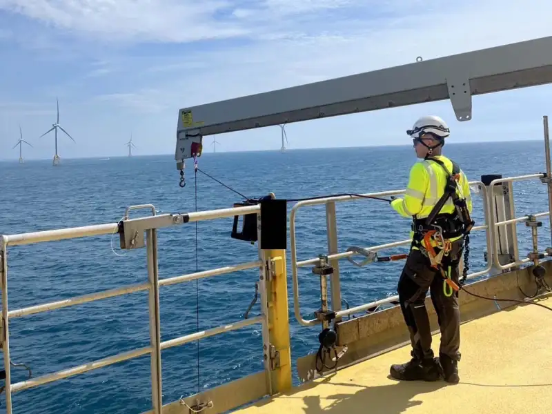 轉動職涯新引擎　勞動部助輪機員跨足離岸風電產業