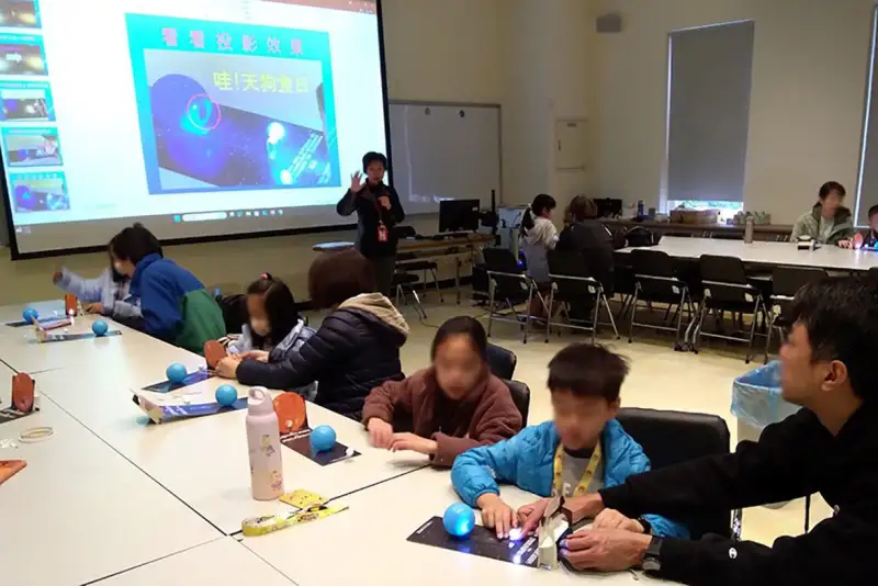 玩出科學力！臺北天文館寒假推「光的魔法」親子DIY