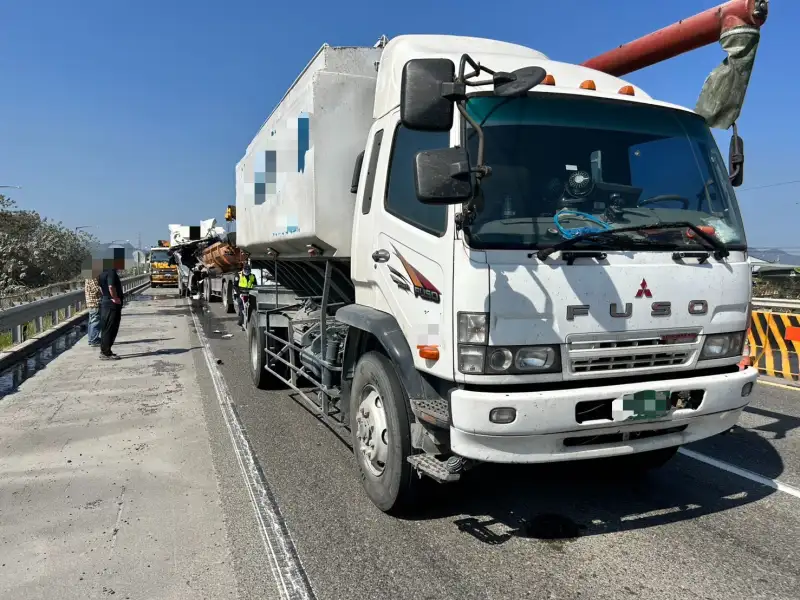 未注意前方動態釀禍　國10匝道連環車禍奪命