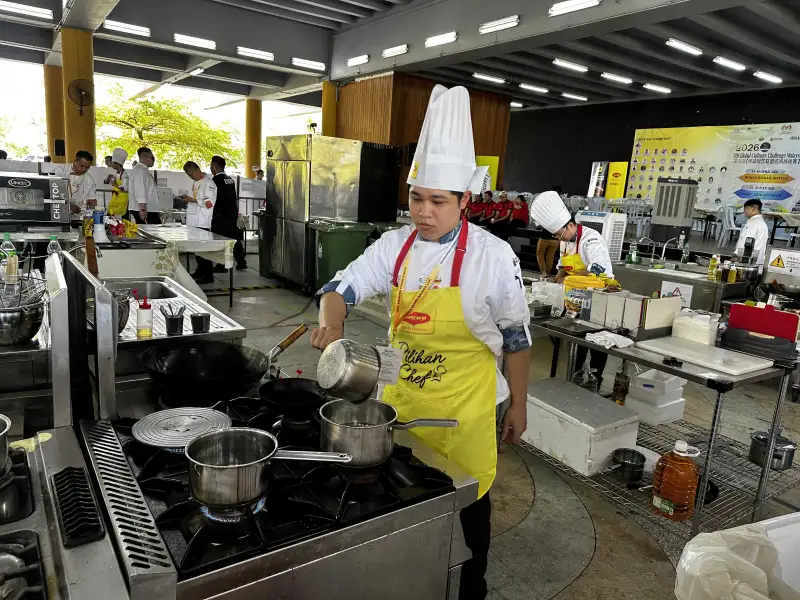 嘉藥西餐隊遠征砂拉越國際廚藝賽　勇奪4銀2銅