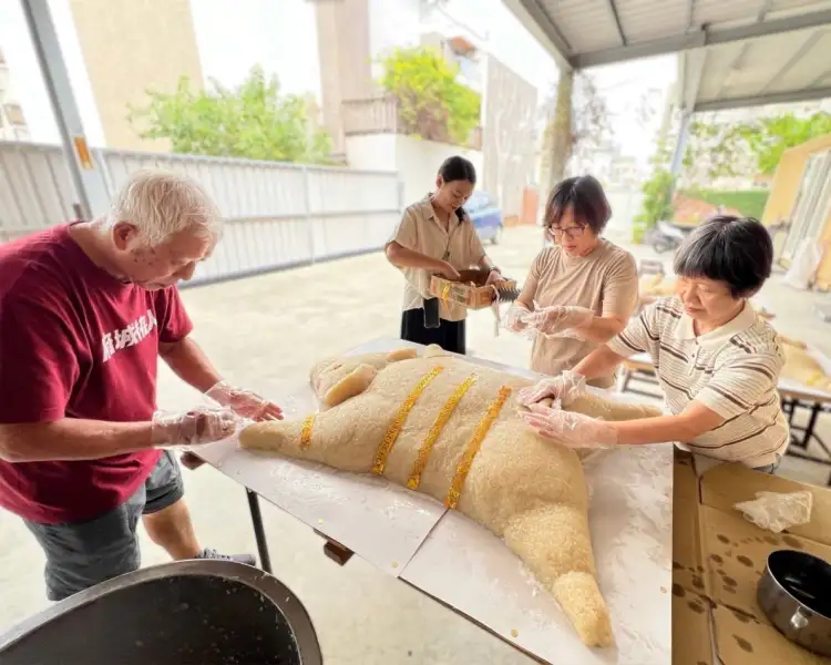 台南普度才懂這一味！ 黃家三代守護台南米糕栫百年滋味