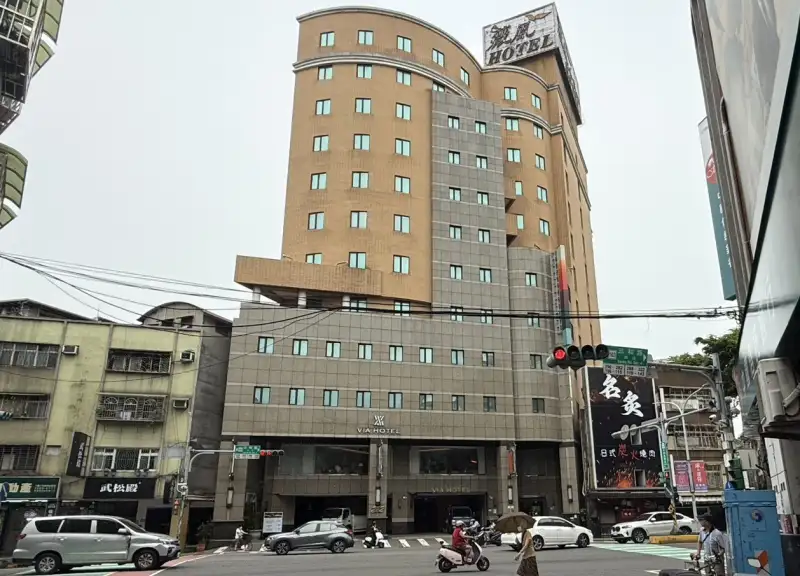以租代買！連鎖旅店租舊大樓搶佔旅宿市場 國旅競爭激烈 旅宿業者陸續換手經營