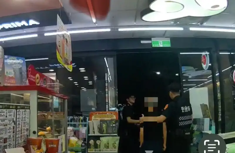 超商老翁疑似走失　北門派出所即時協助安置查明身分