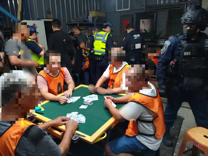 鐵皮屋變身職業賭場  臺南警逮22人送辦
