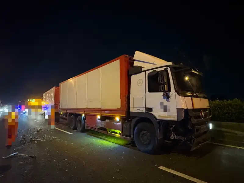 國道深夜4車事故 致2人受傷 警方提醒：勿疲勞駕駛