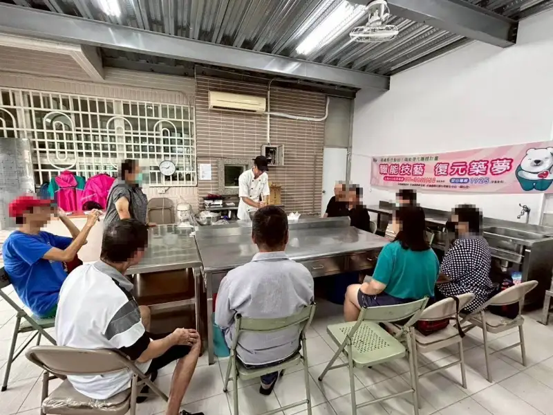 嘉義縣衛生局推復元課程 八堂烘焙訓練強化自信與技能